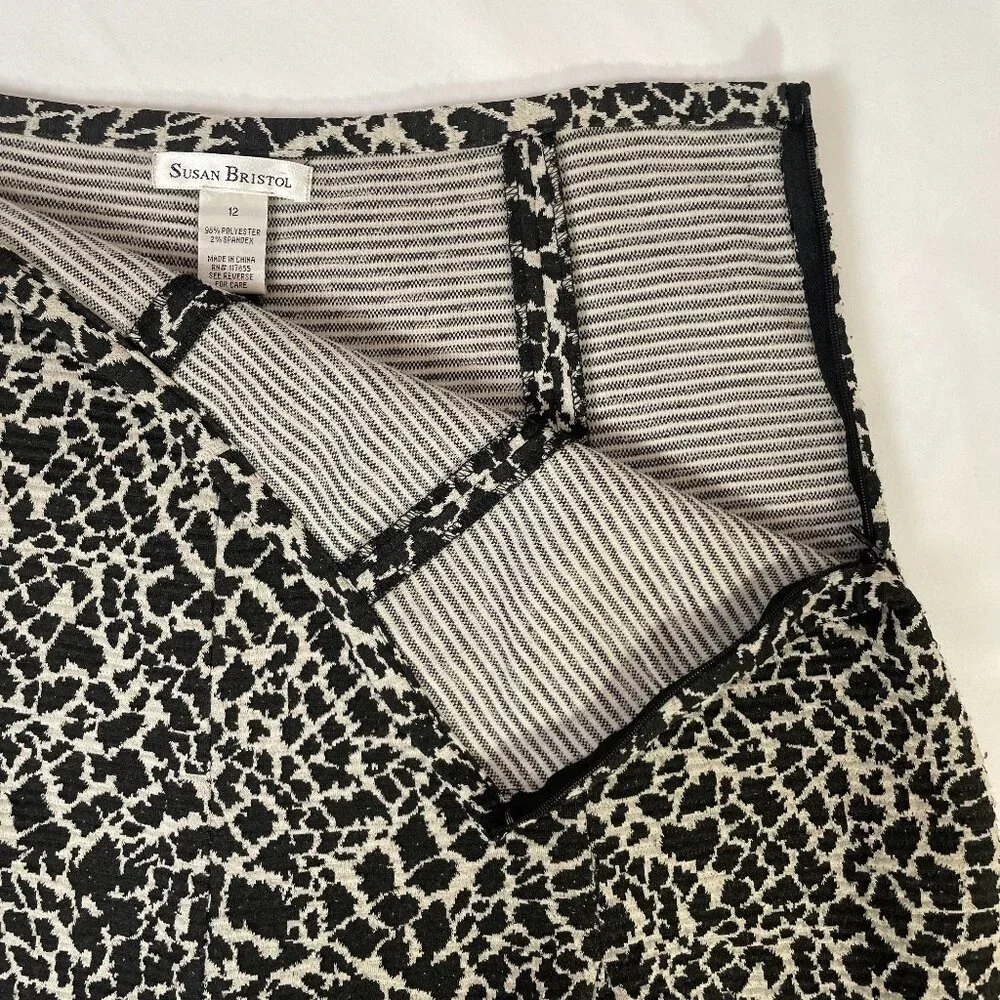 Susan Bristol Black and White Animal Print Swing Skirt Knee Length Size 12